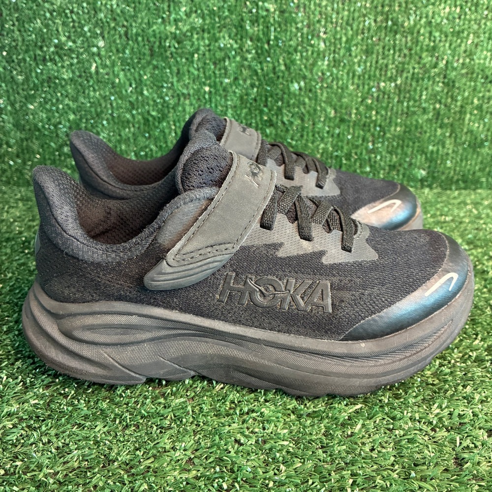 Hoka Clifton 10 Running Hook Loop Strap Sneakers Black Little Kids Size 13C/1MD